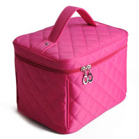 新款女包袋 韩版菱格专业化妆包 箱 大容量收纳手提包