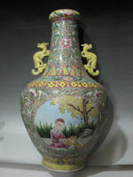 古董古瓷器收藏 清代乾隆年瓷器海外回流御用珐琅彩西洋彩蒜头瓶