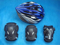 高级 轮滑 自行车 头盔 可调护具组合 套装－头盔 护膝 护肘 护掌
