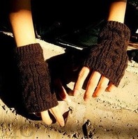 【天天特价】手套男女情侣秋冬保暖韩版学生半指毛线手套露指