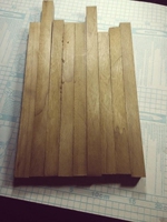 A3，金丝楠木条做6-7串的料，一块料锯出，一起出 直径2.2厘米