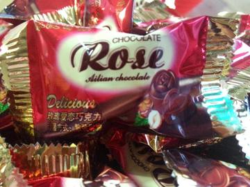 【星蒂喜糖果零食品店】好儿好女花型红巧克力250G半斤约42颗