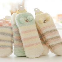 日系甜美珊瑚绒袜子女地板袜成人女棉袜冬季加厚保暖袜家居睡眠袜