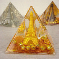 金粉铁塔入油水晶 巴黎埃菲尔铁塔 学生礼品摆件 生日礼物摆件