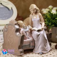 [满就减]英国陶瓷读书人物瓷偶摆件母亲节礼品 女儿的睡前故事