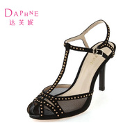 Daphne/达芙妮达芙妮专柜正品 简约大方细高跟女凉鞋1013303201