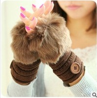 韩版可爱仿兔毛露指保暖毛线手套 冬季女士皮草针织纽扣半指手套