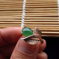 指尖缘翡翠A货蛋面冰种满色绿一手货源镶嵌18K金钻石戒指干净特价