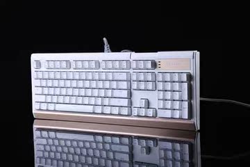 灵逸全新有线新款全国联保白色键盘合金版104青轴悬浮多色背光