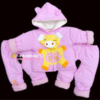 婴儿衣服男女宝宝冬装加厚棉袄三件套装幼儿棉衣童装冬季0-1岁