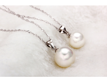 绿莹 S925银女人工珍珠项链贝珠吊坠银饰品气质时尚短款锁骨链