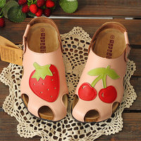 【趣】夏季甜美粉色卡通樱桃草莓圆头洞洞真皮博肯平底女士凉鞋