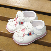 新款秋季女童软底童鞋 婴儿学步鞋宝宝鞋防滑单鞋0-1岁带灯单鞋